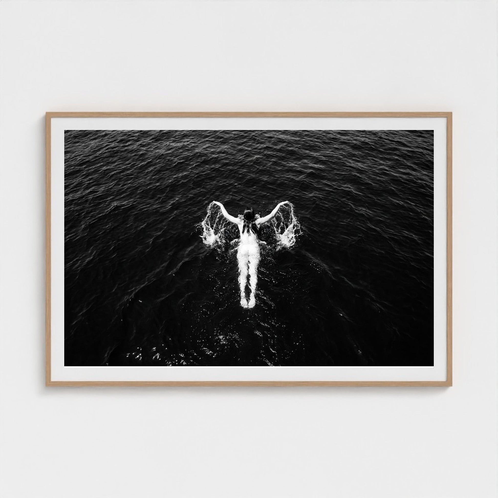 bw-open-water 60x40-natural frame frame