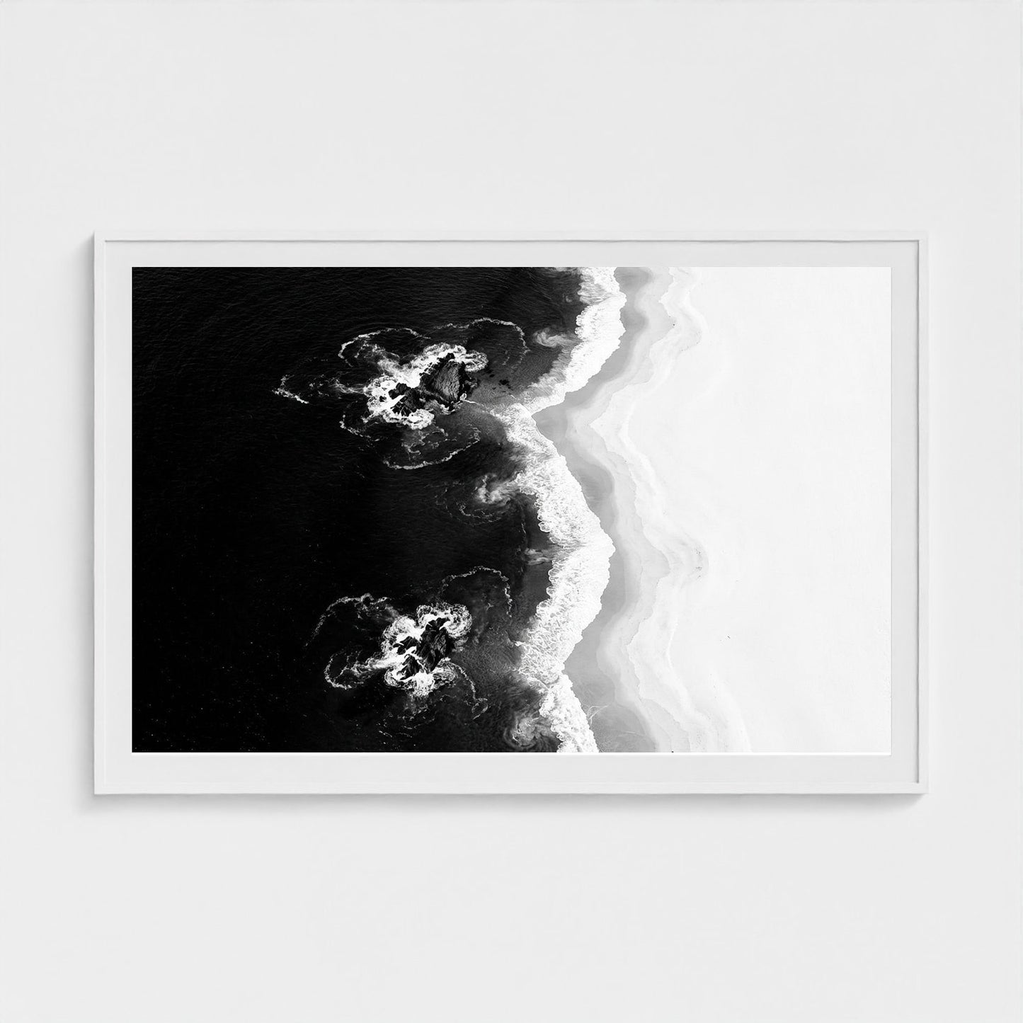 bw-shoreline-geometry 60x40-white frame frame