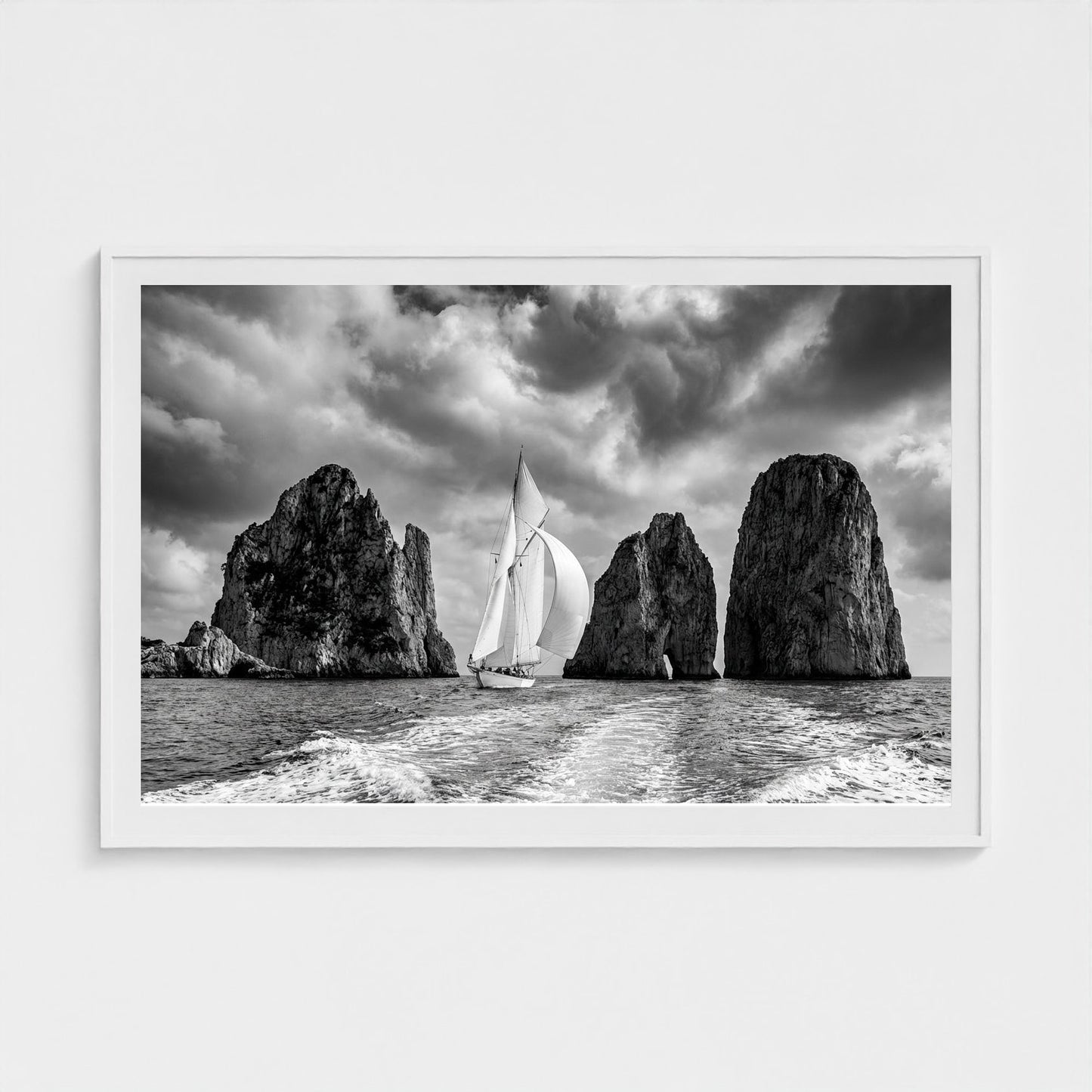bw-capri-yacht 60x40-white frame frame