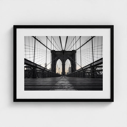 brooklyn-bridge-walkway framed