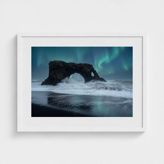 iceland-black-beach-arch alt frame