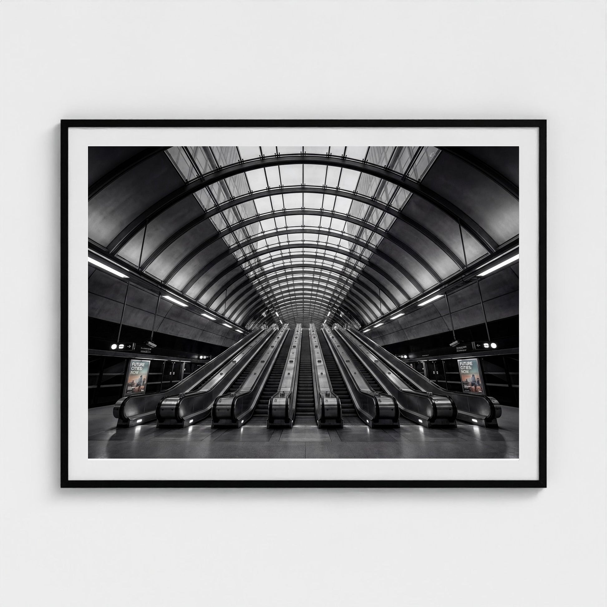 london-canary-wharf-tube 48x36 black frame