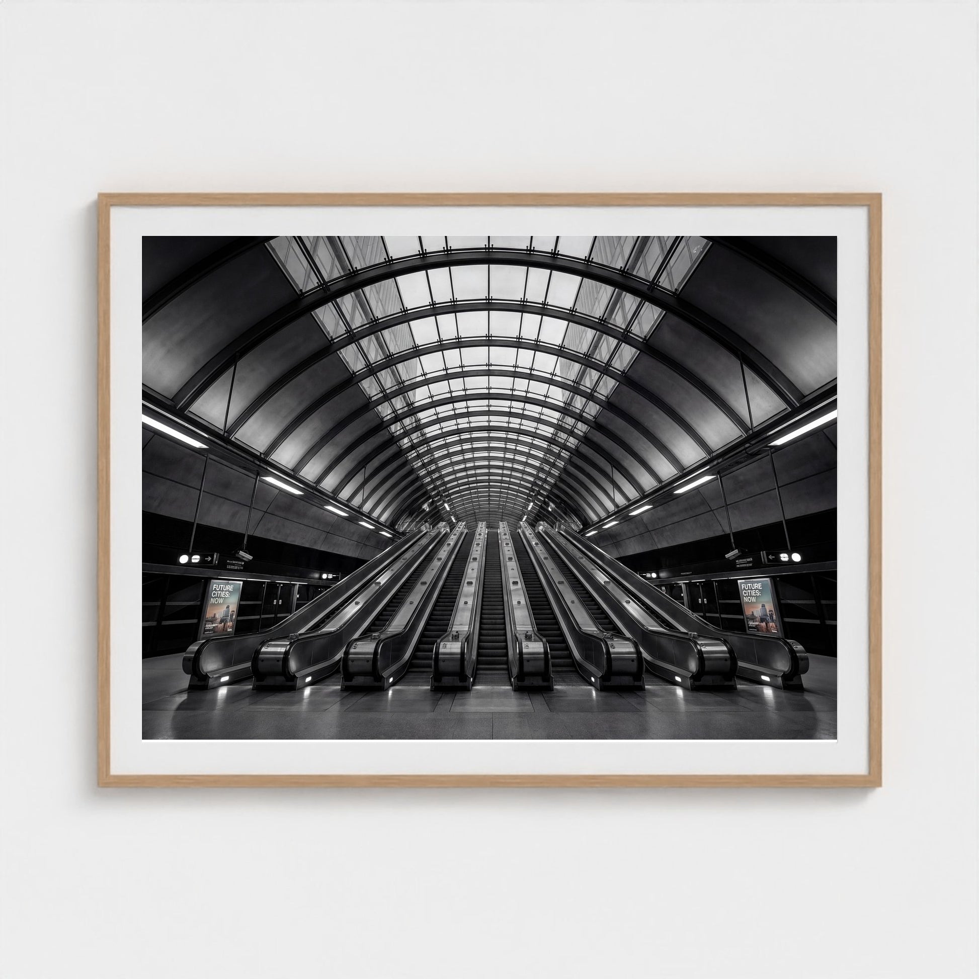 london-canary-wharf-tube 48x36 natural frame