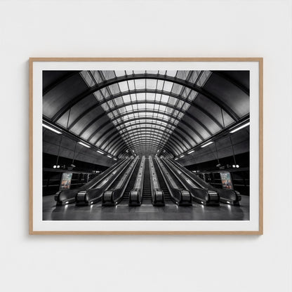 london-canary-wharf-tube 48x36 natural frame