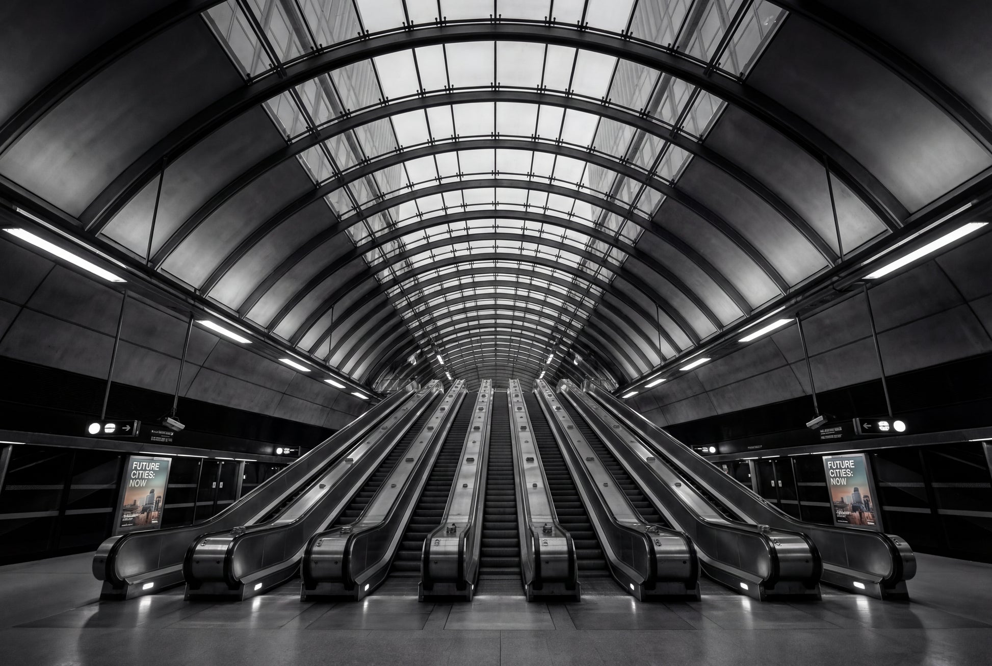 Raw unframed artwork — London Architecture Wall Art — Canary Wharf Photography — source 13238438887727