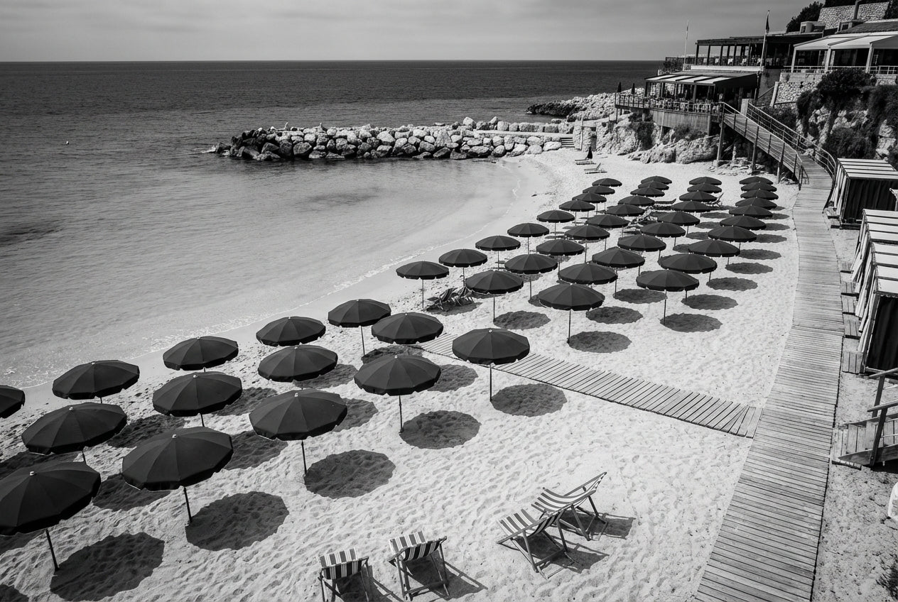 Raw unframed artwork — Bw Neptune Plage — Minimalist Landscape Photography | Studio Stevie — source 13355116593455