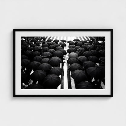 tokyo-umbrella-crossing 36x24 black frame
