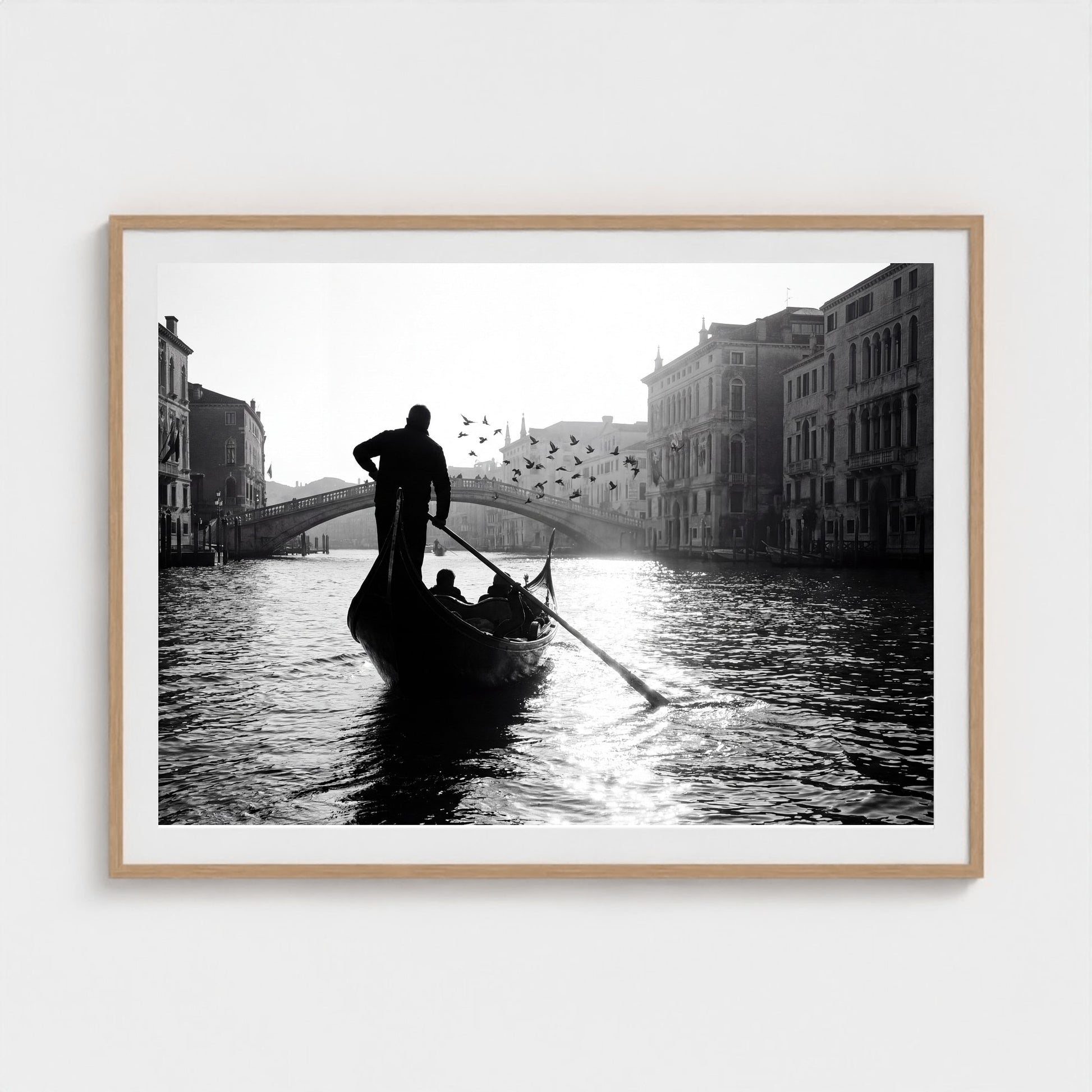 venice-gondolier-silhouette 48x36 natural frame